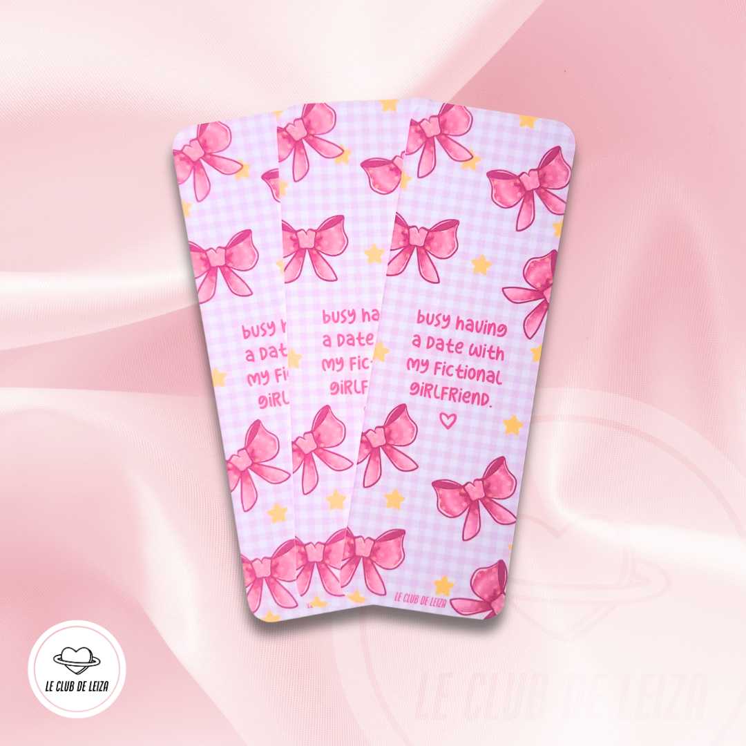 "Busy Dating My Fictional Character" Handmade Bookmark - Le Club de Leiza - Bookmark